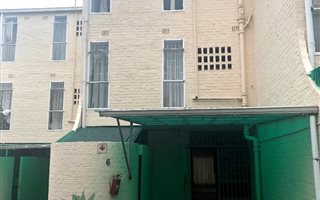 4 Bedroom Townhouse in Pelham