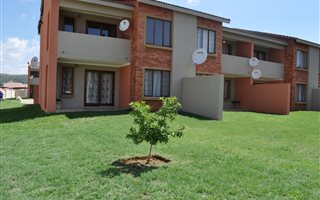 2 Bedroom Townhouse in Montana Gardens