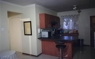 2 Bedroom Apartment in Heuweloord