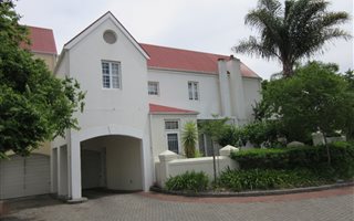2 Bedroom Apartment in Paarl