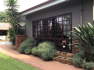 4 Bed House in Villieria