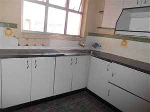 2 Bed Apartment in Albert Park