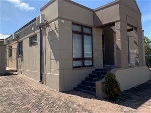 330 m² Commercial space in Vincent