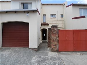 3 Bed Townhouse in King Williams Town