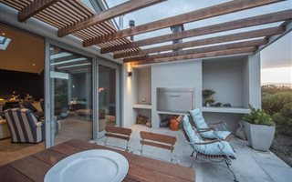 2 Bedroom Apartment in Fernkloof
