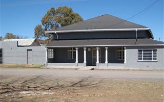 3 Bedroom House in Steynsburg