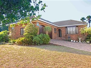4 Bedroom House in Sonstraal