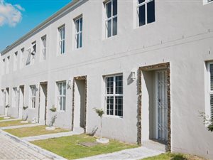 2 Bed Townhouse in De Zoete Inval
