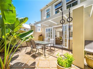 3 Bed Townhouse in Harfield Village