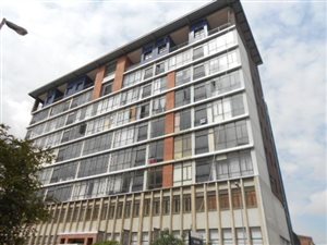 2 Bed Apartment in Newtown
