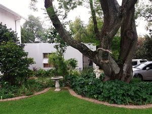 2 Bedroom Garden Cottage in Victory Park