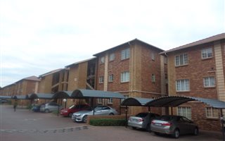 2 Bedroom Townhouse in Karen Park
