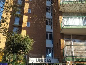 3 Bed Apartment in Arcadia