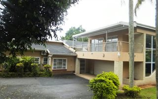 6 Bedroom House in Chase Valley Downs