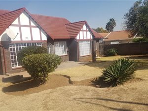 3 Bed House in Brackendowns
