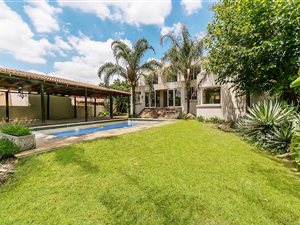 5 Bedroom House in Khyber Rock