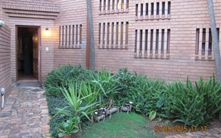 2 Bedroom House in Willow Park Manor
