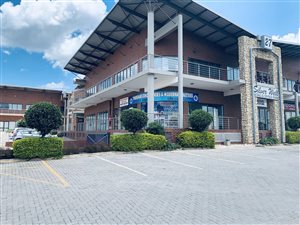 90 m² Commercial space in Hazeldean (Silverlakes Surroundings)