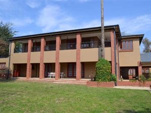 6 Bed House in Sterkfontein and surrounds