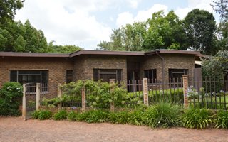 398 m² Office Space in Lynnwood Glen