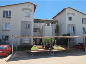 2 Bed Townhouse in Verwoerdpark