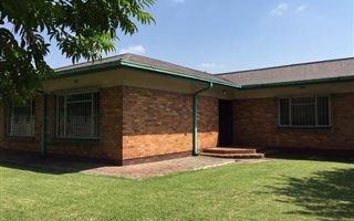 3 Bedroom House in Selection Park