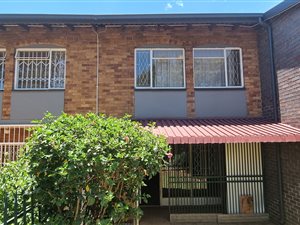 2 Bed Duplex in Southcrest