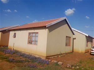 2 Bed House in Golden Gardens