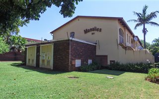 3 Bedroom Duplex in Sinoville