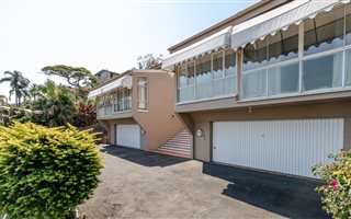 4 Bedroom House in Manor Gardens