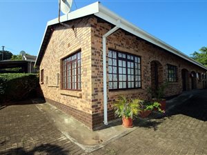 2 Bed Townhouse in Umkomaas