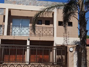 4 Bed House in Mackenzie Park