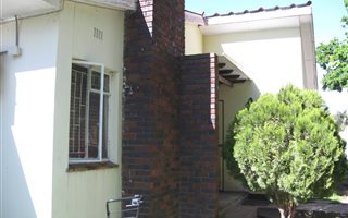 3 Bedroom House in De Zoete Inval