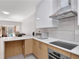 2 Bed Townhouse in Eagle Canyon Golf Estate