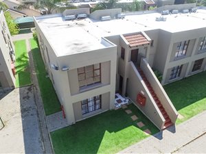 3 Bed Apartment in Edenglen