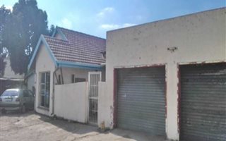 7 Bedroom House in Cresslawn