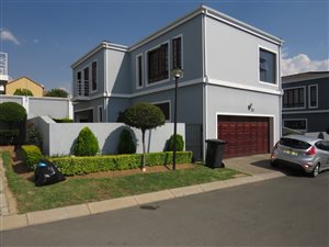 3 Bed House in Halfway Gardens