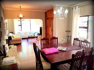3 Bed House in Sterpark