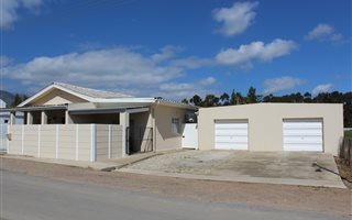 3 Bedroom House in Porterville