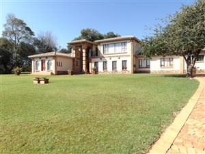 4.5 ha Farm in Buffelspoort