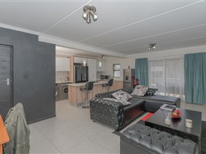 2 Bed Apartment in Linbro Park