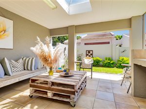 5 Bed House in Country Life Park