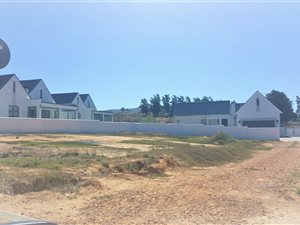 702 m² Land available in Paarl Central East