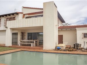 3 Bed House in Woodmead