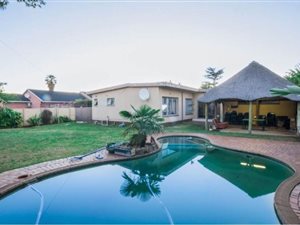3 Bed House in Mayberry Park