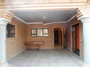 2 Bed Apartment in Silverton