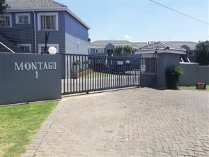 2 Bed Townhouse in Meyersdal