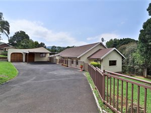 4 Bed House in Montrose