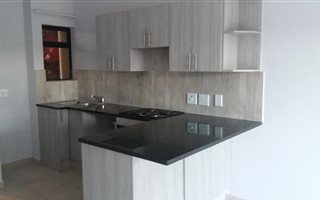 2 Bedroom Apartment in Montana Park