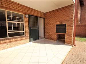 2 Bed Apartment in Hazeldean (Silverlakes Surroundings)